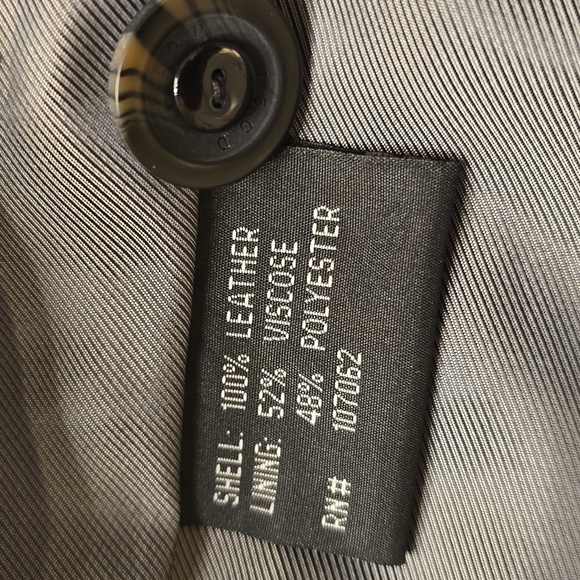 Izod Women's Black Leather Jacket - Picture 13 of 16